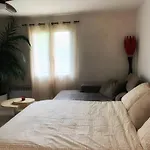 Maison Paisible Avec Jardin - Proche Du De Holiday home Sanguinet