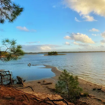 Maison Paisible Avec Jardin - Proche Du De *